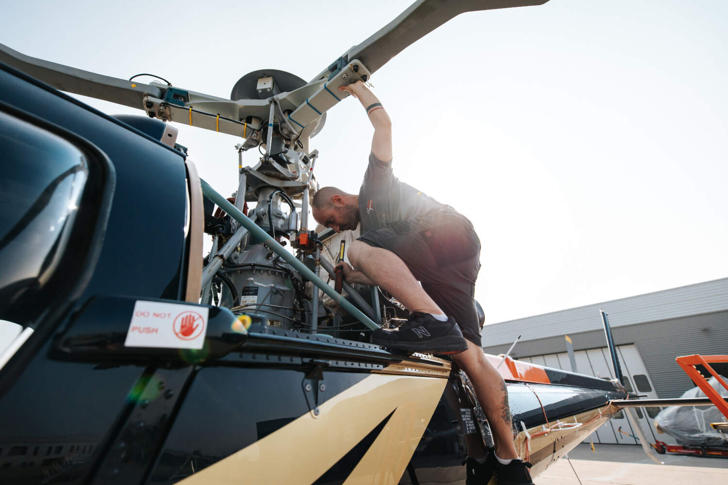 Maintenance d'hélicoptères à Annecy