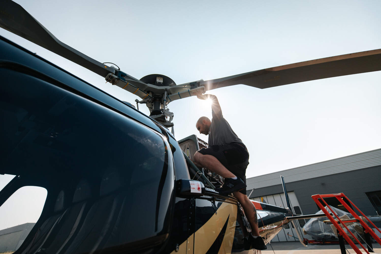 Maintenance d'hélicoptère et aéronefs à Annecy, Cannes, Monaco et au Castellet